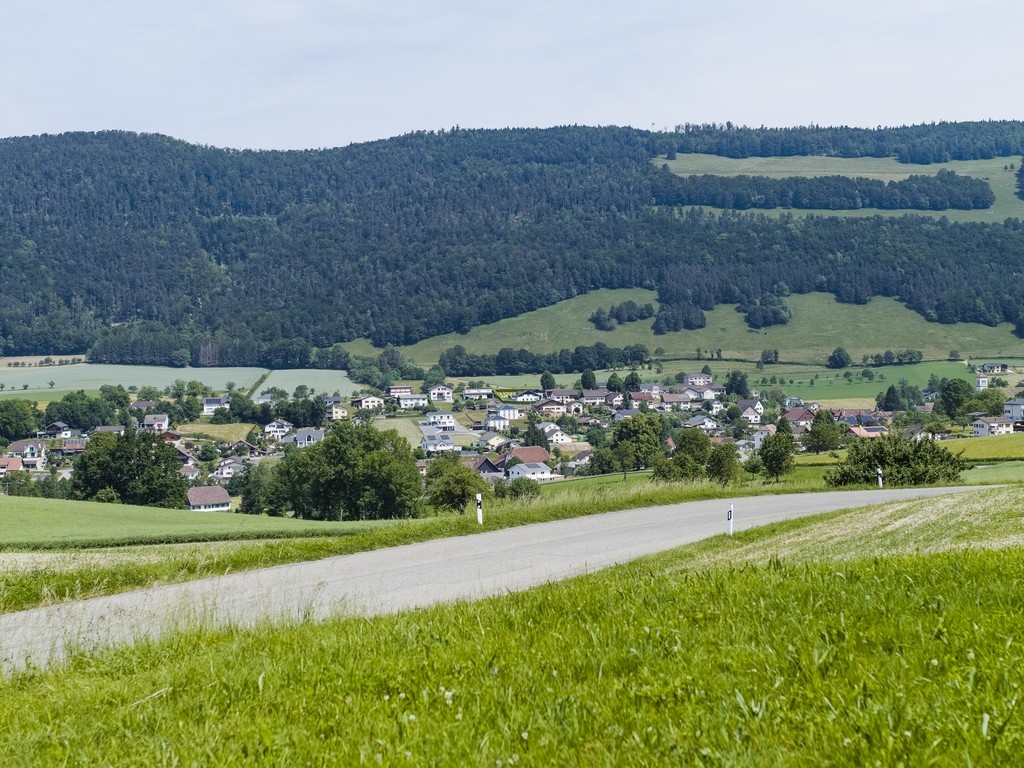 Vue sur Montsevelier depuis la Chapelle