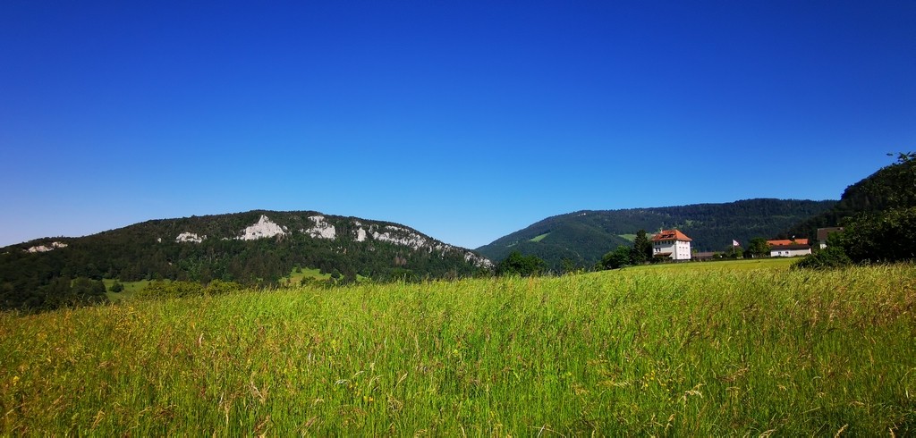 1 Vellerat et vue rocher du Midi Courrendlin